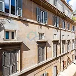 Warm Nest In The Old Building Of Piazza Navona